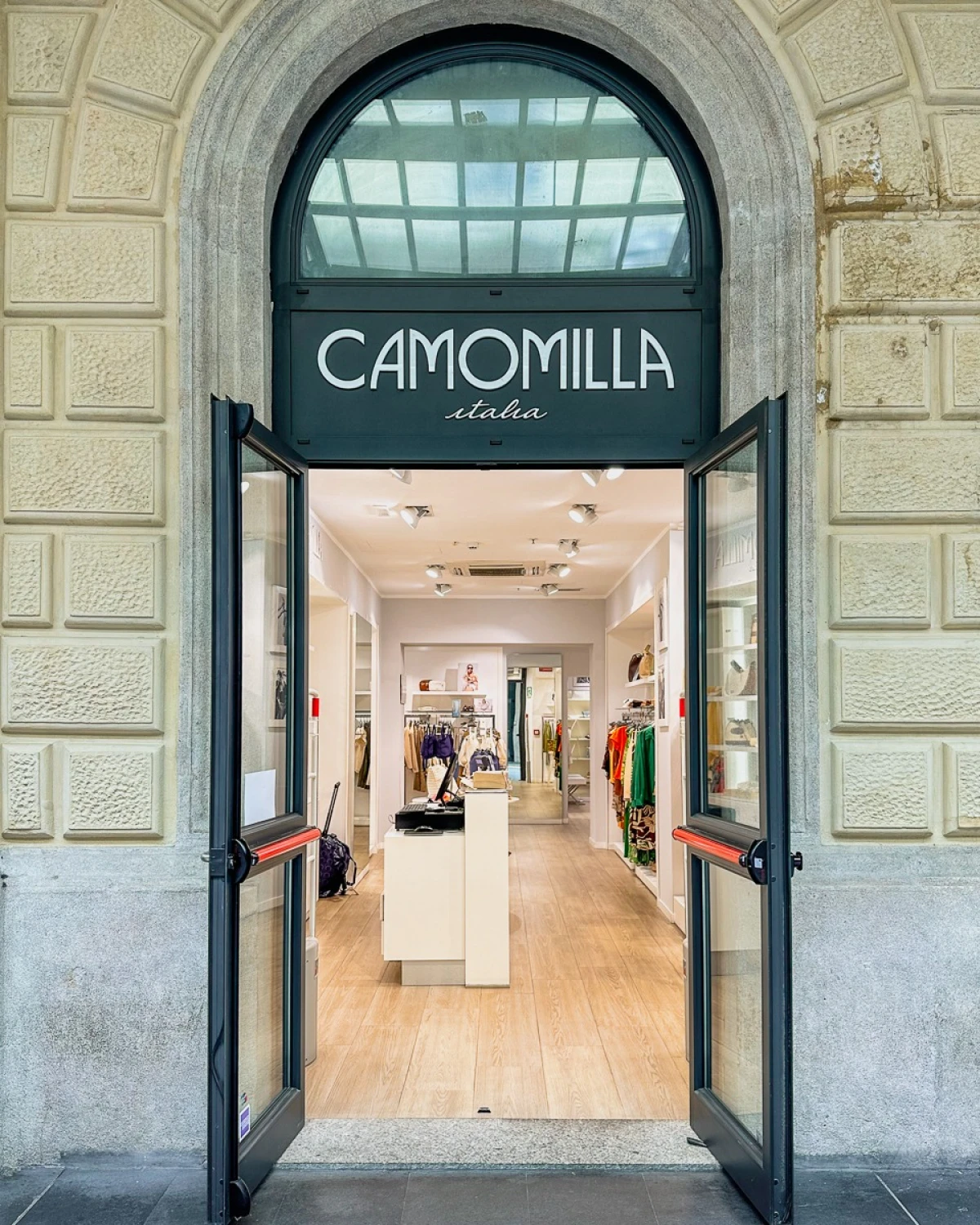 Camomilla Italia
